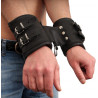 Doubles menottes pour poignets en cuir noir