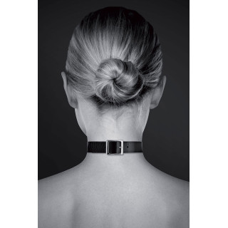 Collier noir ras de cou anneau argenté fermeture à boucle