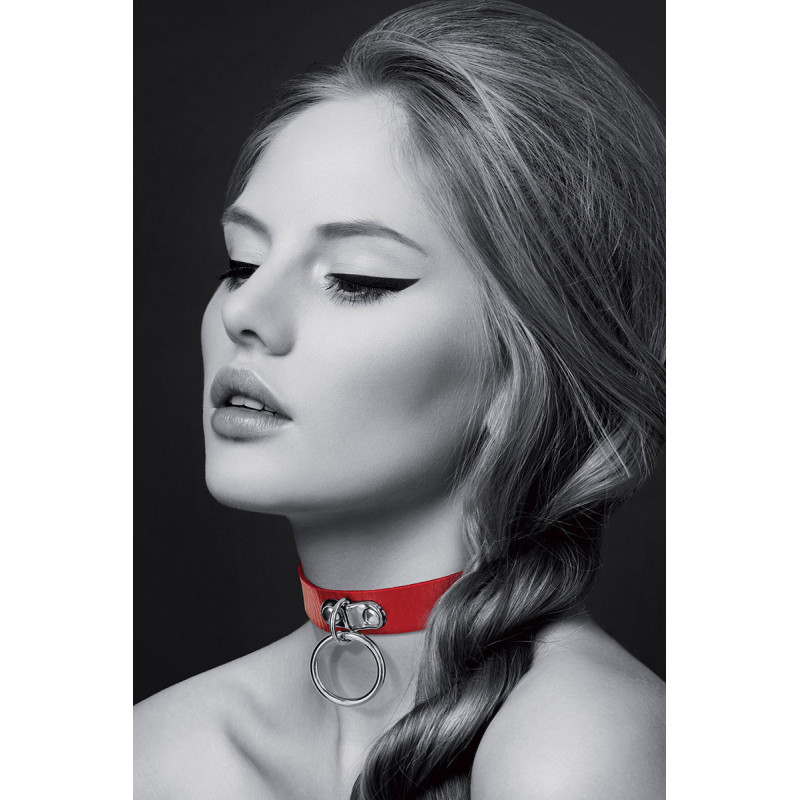 Collier rouge ras de cou anneau argenté