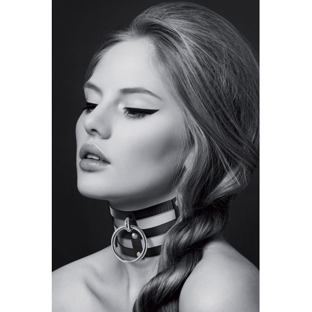 Collier noir triple ras de cou anneau argenté