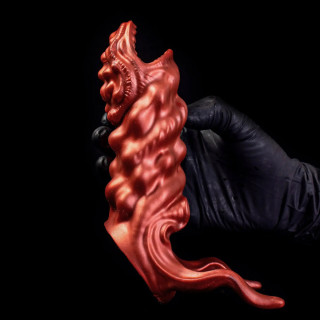 Manchon Draggon Cock 14 x 5.3cm prise en main