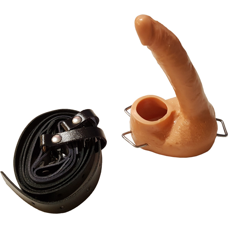 Harnais cuir prothèse anale RÉEL