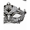 Masque en métal ajouré modèle 2
