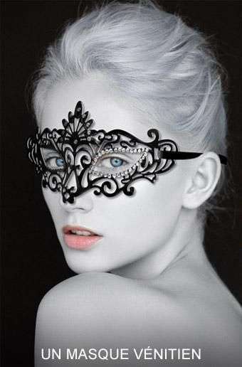 Un masque vénitien